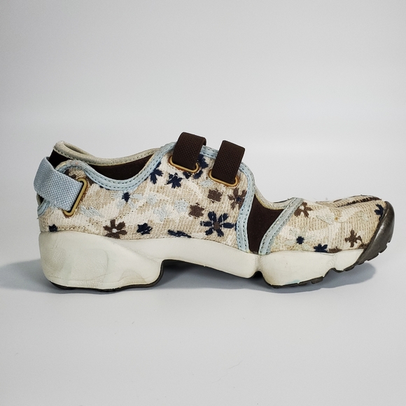 Rare Nike Air Rift Floral Embroidered Split Toe Shoes Size 8 - Picture 5 of 12